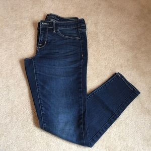 Mid rise Mossimo jeggings.